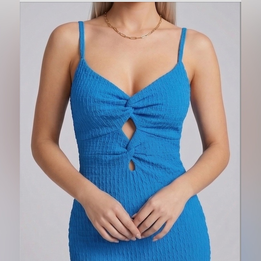 Boho Rippled Texture Cut-Out Maxi Dress Blue - Picture 5 of 11